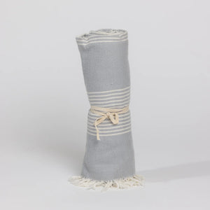 Hat Attack Classic Beach Throw in Light Grey