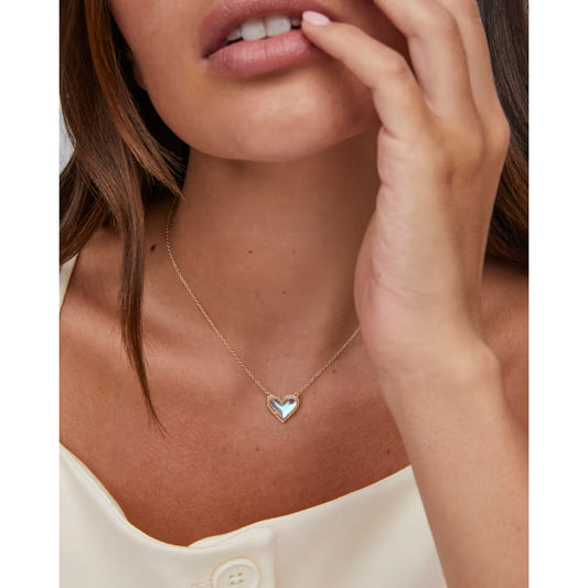 Kendra Scott Ari Heart Gold Pendant Necklace Dichroic Glass