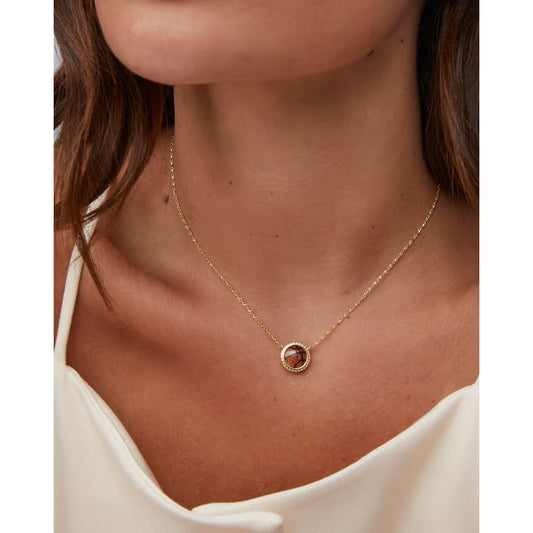 Kendra Scott Basketball Gold Short Pendant Necklace in Orange Goldstone