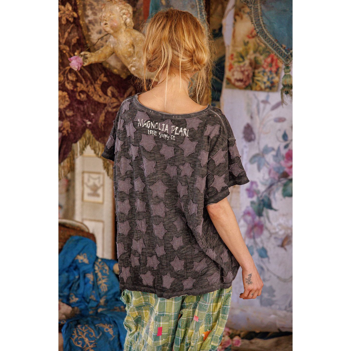 Magnolia Pearl Little Star Appliqué Tee in Twilight