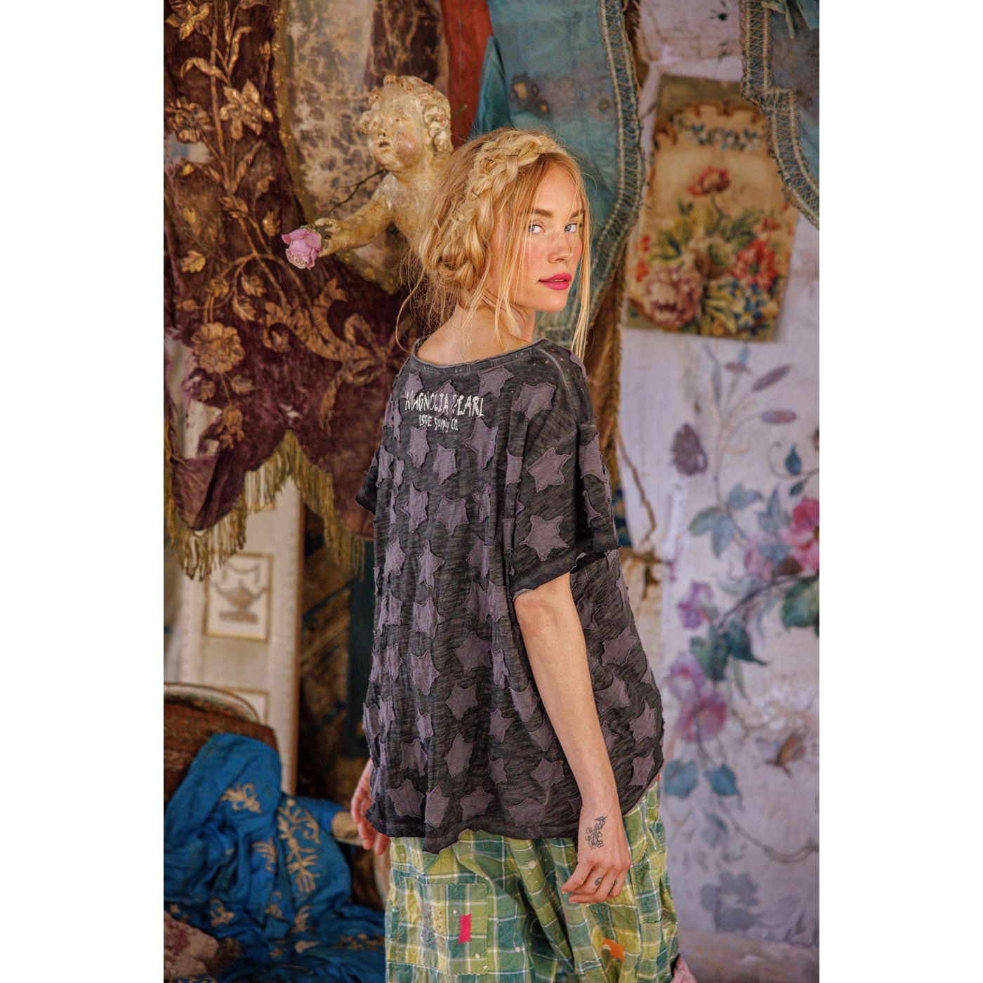 Magnolia Pearl Little Star Appliqué Tee in Twilight