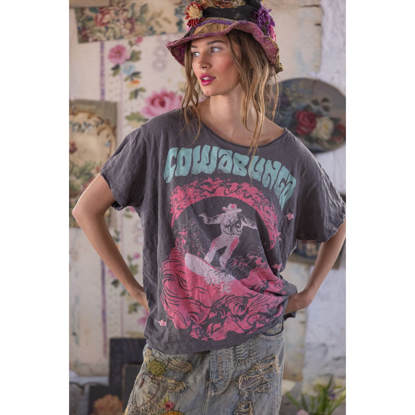 Magnolia Pearl My Spurs Cowabunga Tee in Ozzy