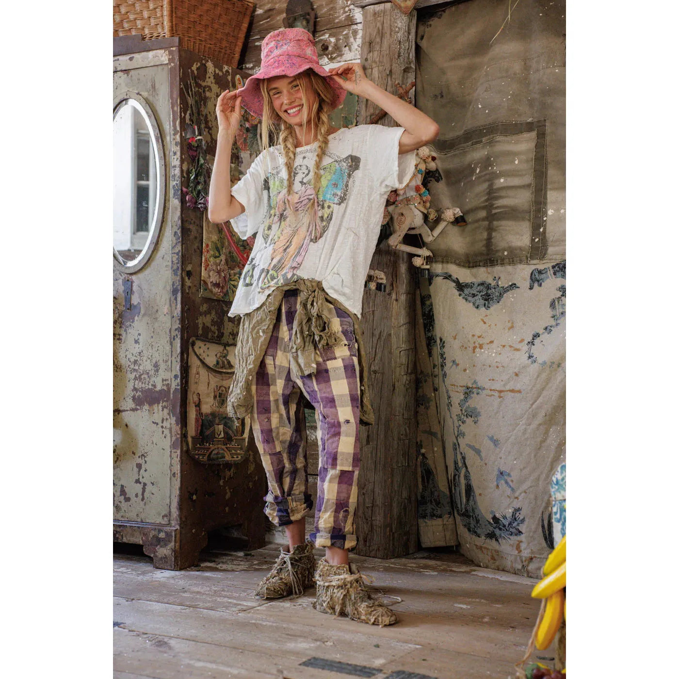 Magnolia Pearl Child of the Cosmos Tee 2841 in True