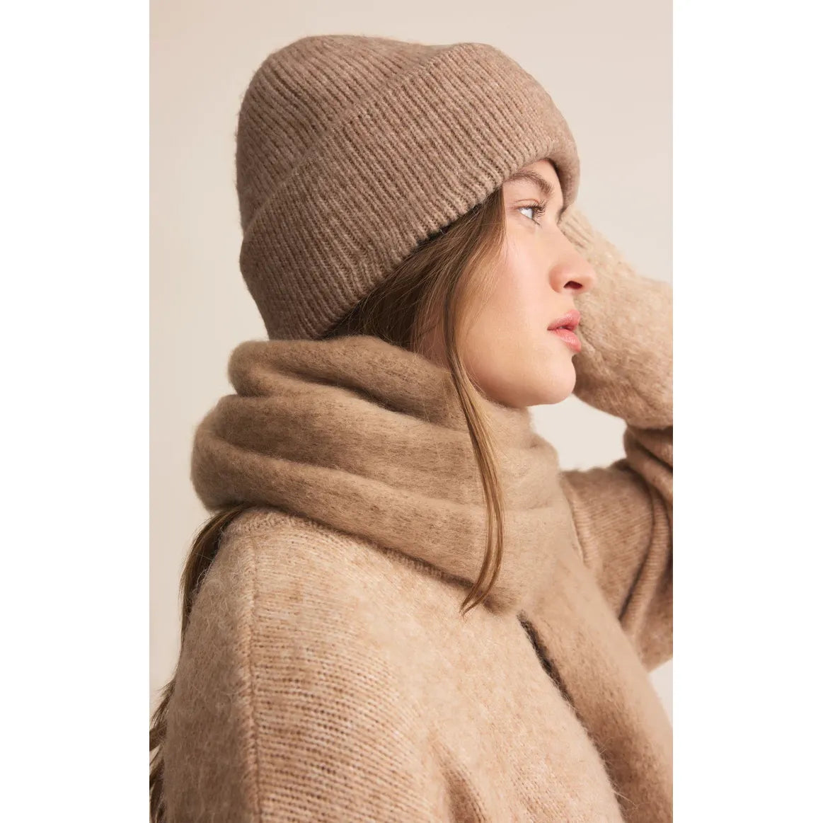 Z Supply Glacier Beanie in Heathered Camel