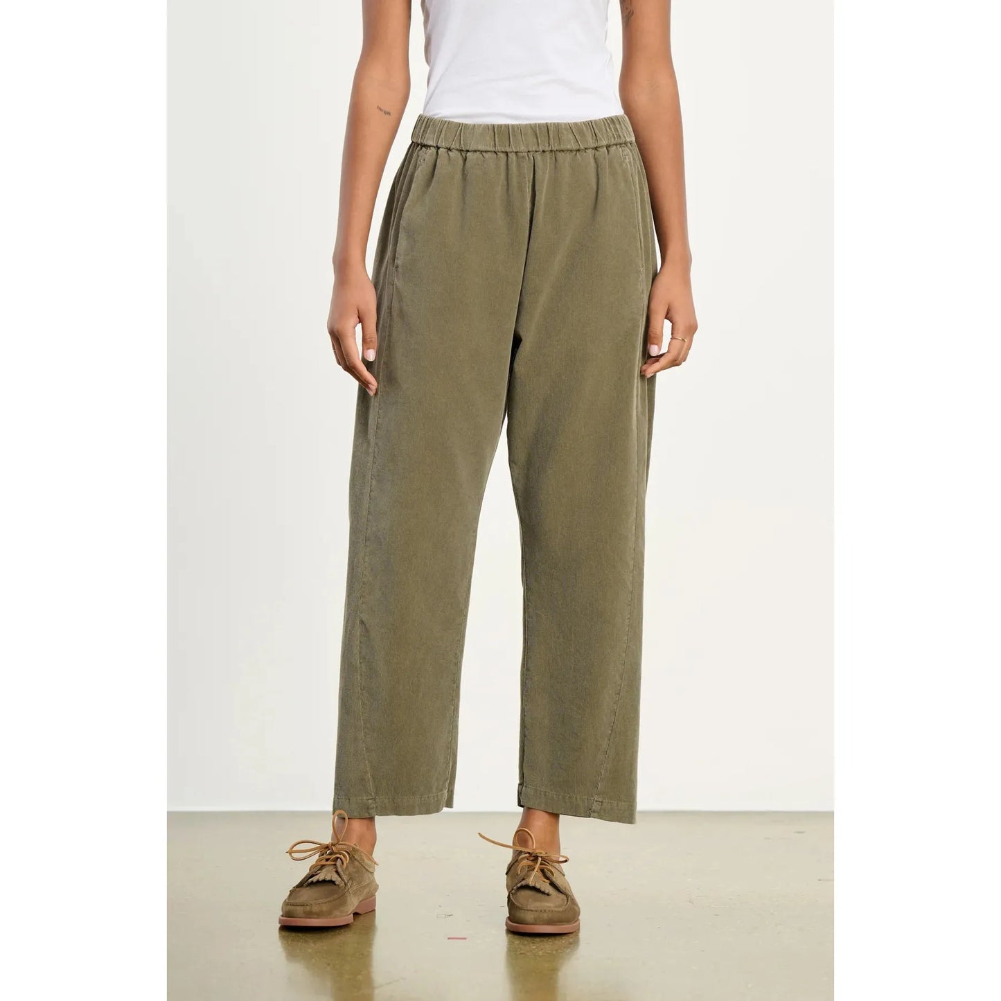 Velvet by Graham & Spencer Laney Cotton Corduroy Pant in Fern
