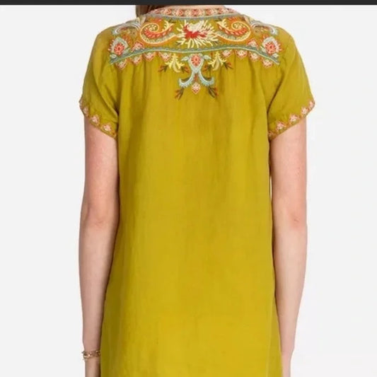 Johnny Was Workshop Tikal Boho Embroidered Swing Top in Viper Chartreuse Green