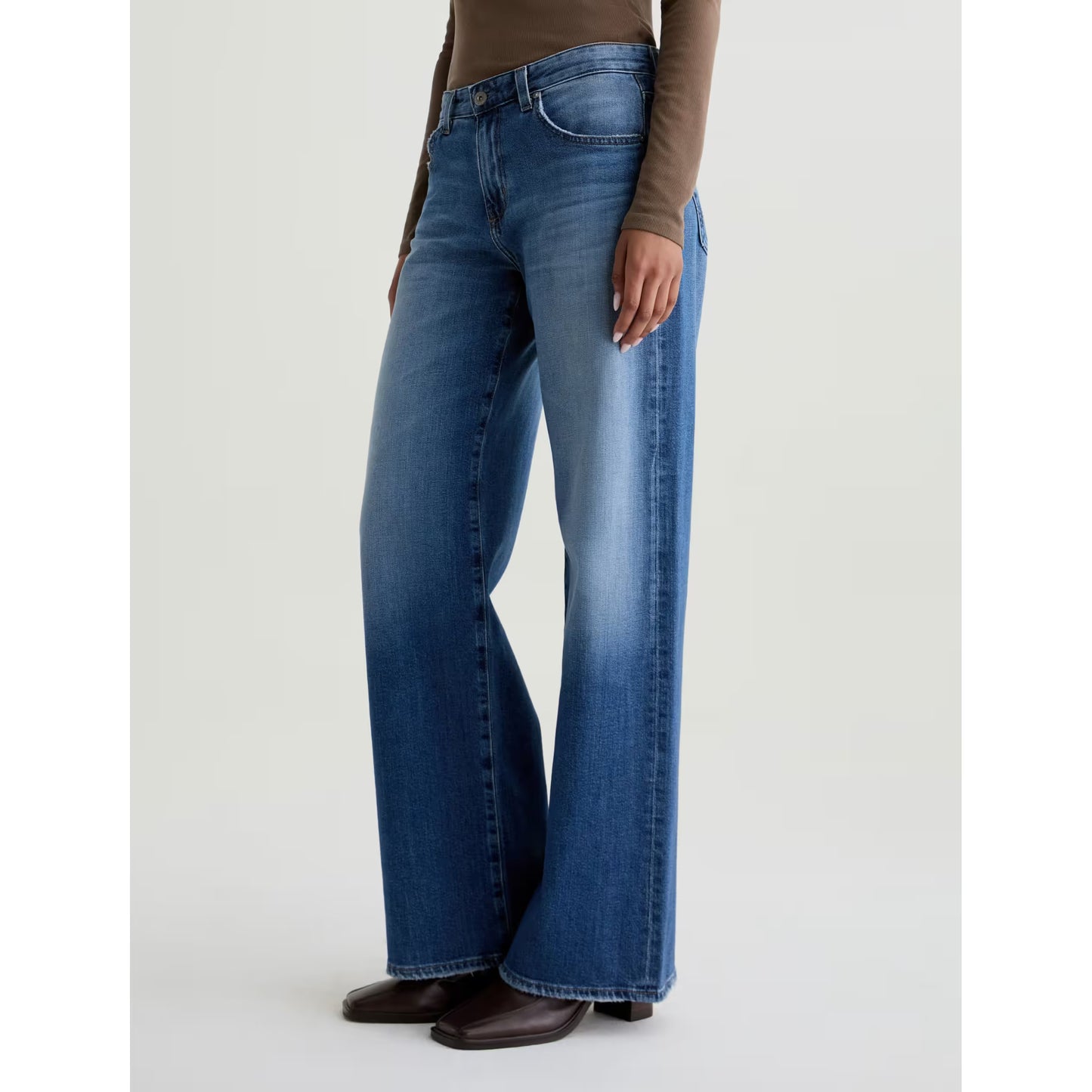 AG Jeans Adria Low Rise Wide Leg in Headline