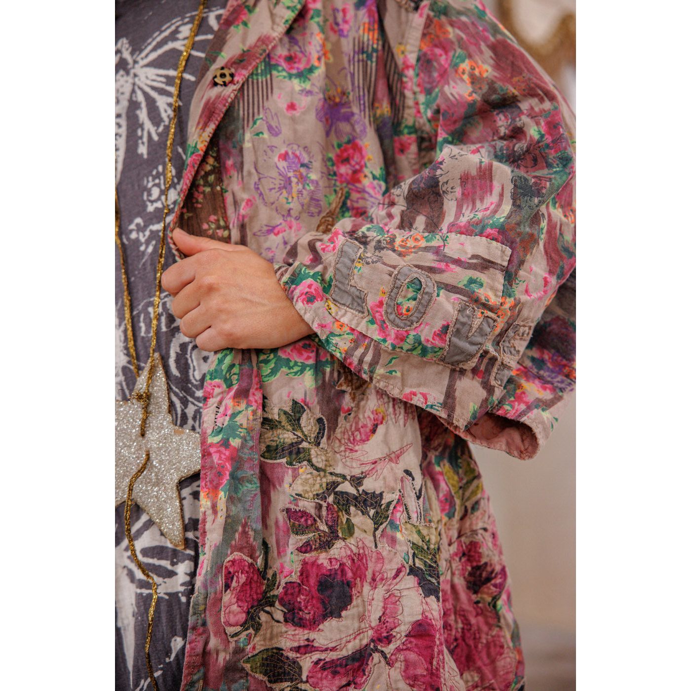 Magnolia Pearl Appliqué Cyrene Coat in Izmir