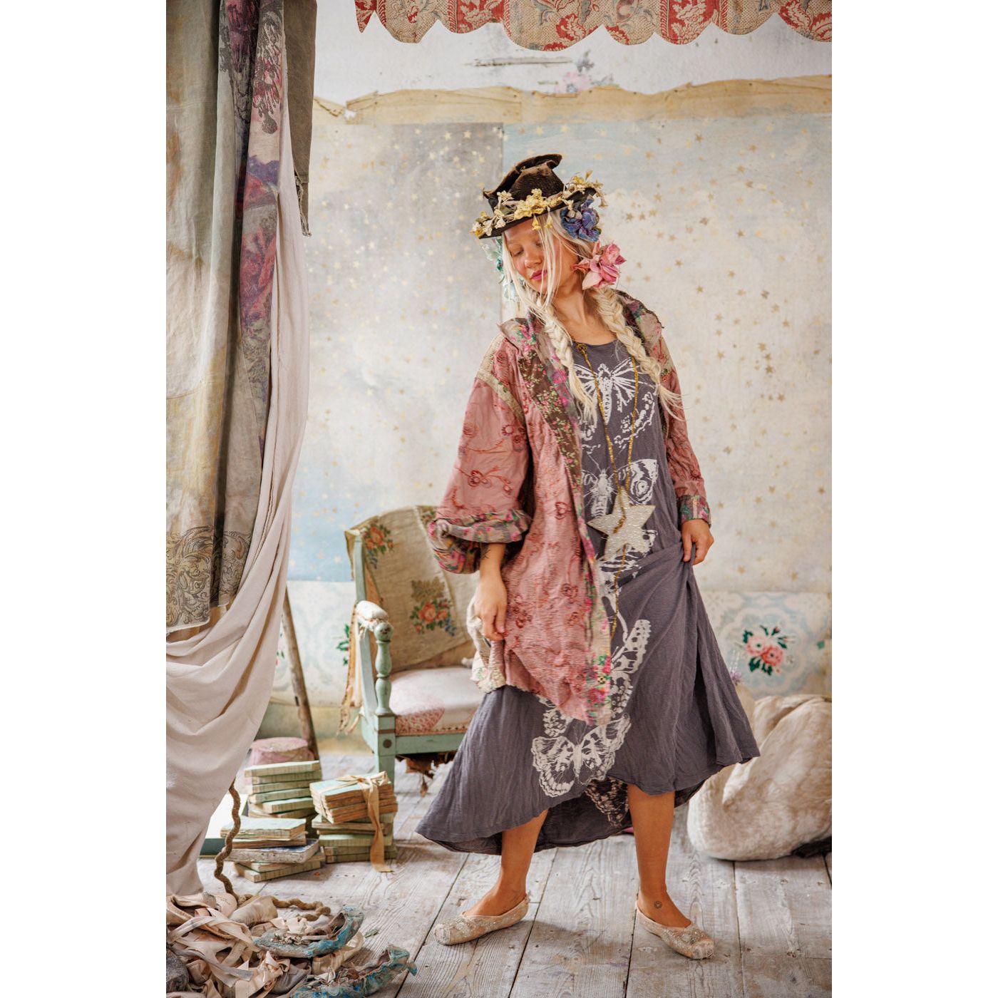 Magnolia Pearl Appliqué Cyrene Coat in Izmir