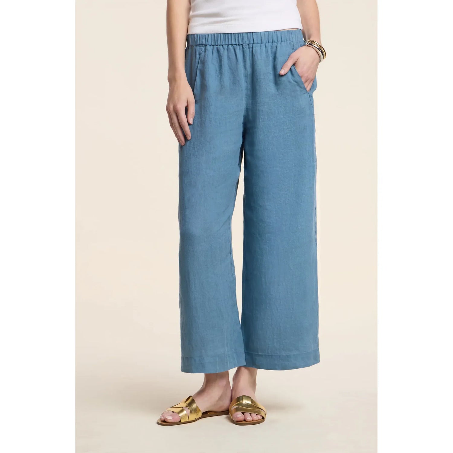 Velvet by Graham & Spencer Lola Linen Pant in Hailstone