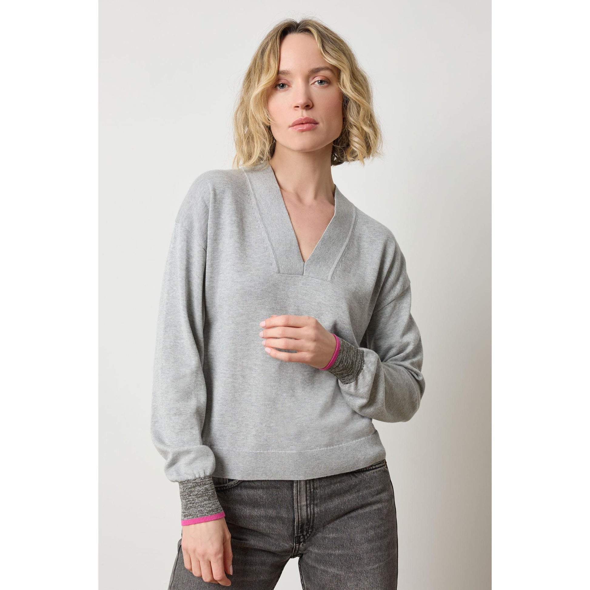 Lilla P V-Neck Pullover Sweater in Heather Grey