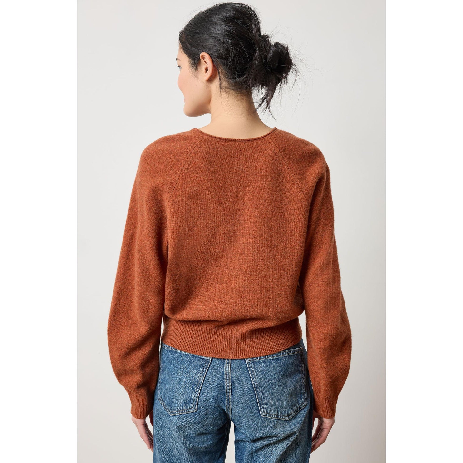 Lilla P Split Neck Raglan Pullover Sweater in Chutney