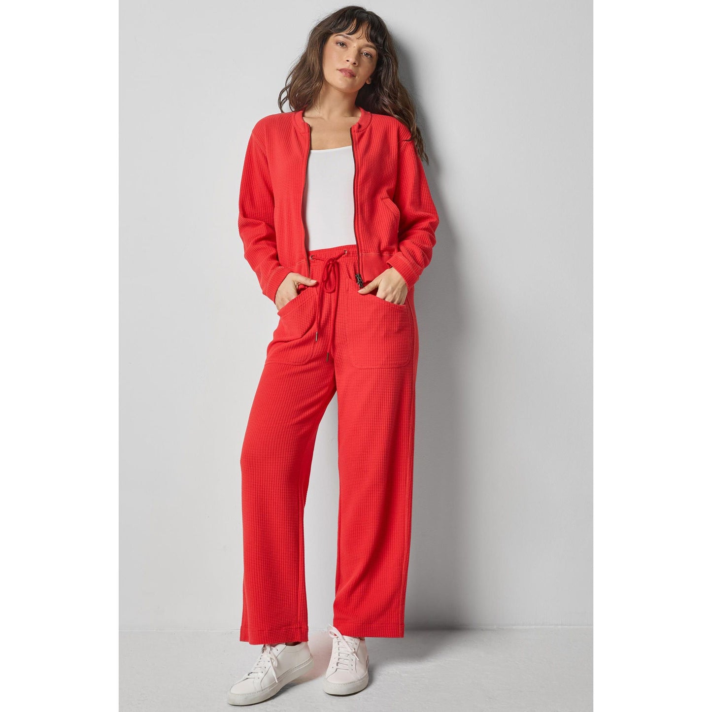 Lilla P Patch Pocket Straight Leg Pant in Fiesta