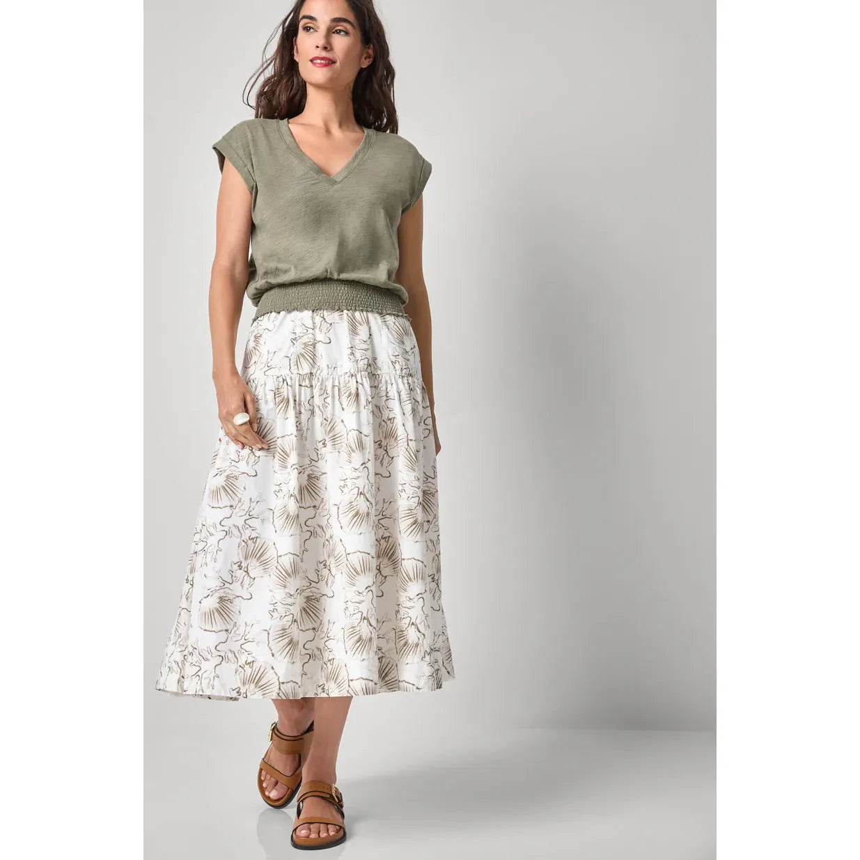 Lilla P Smocked Hem V-Neck in Fern
