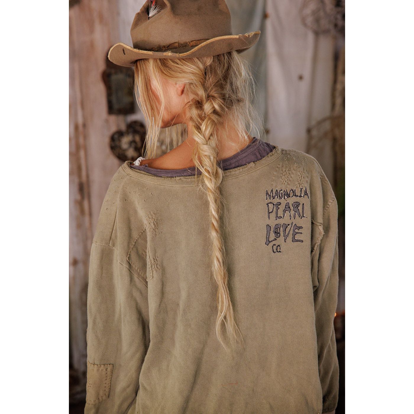 Magnolia Pearl Fleece Riehl Henley in Aged