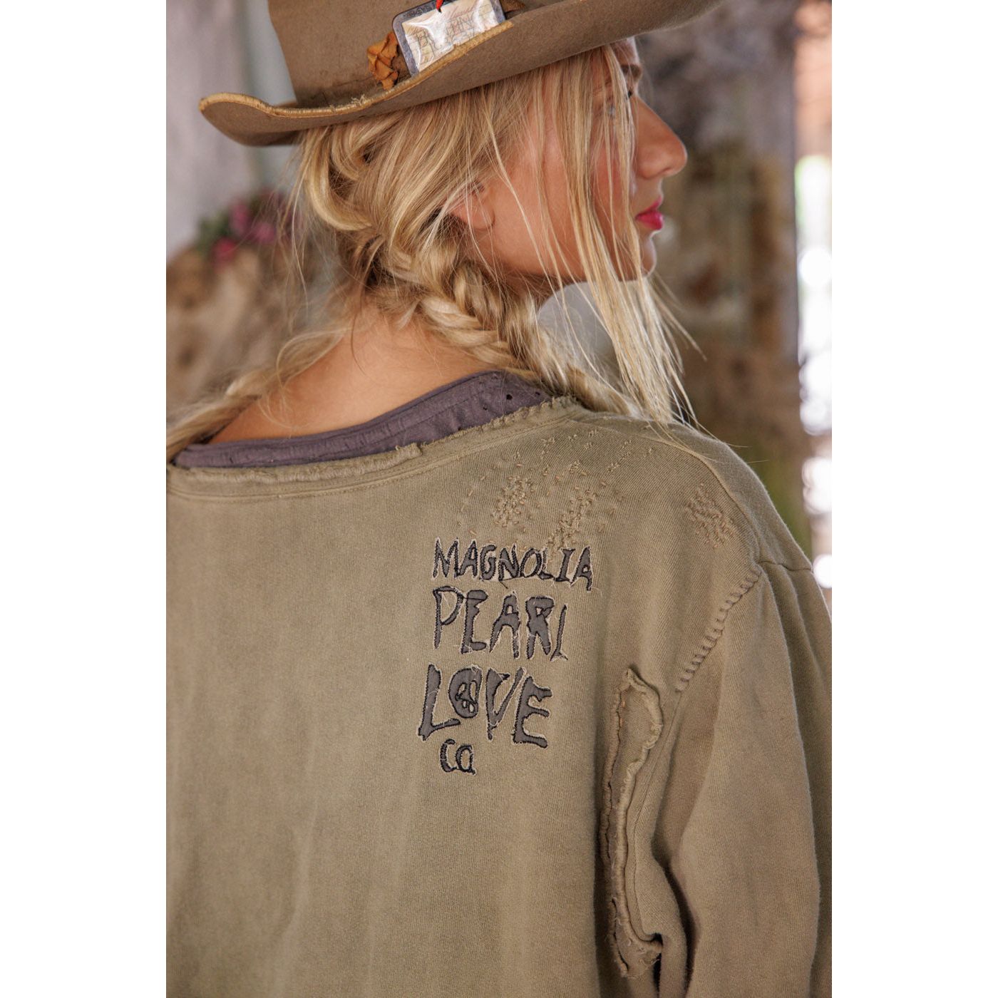 Magnolia Pearl Fleece Riehl Henley in Aged