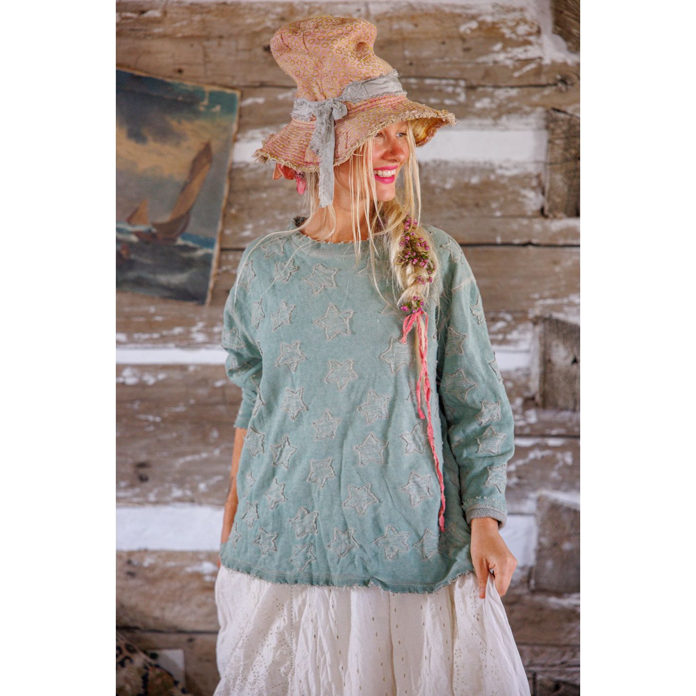 Magnolia Pearl Little Star Hermosa Sweatshirt in Garden Sage