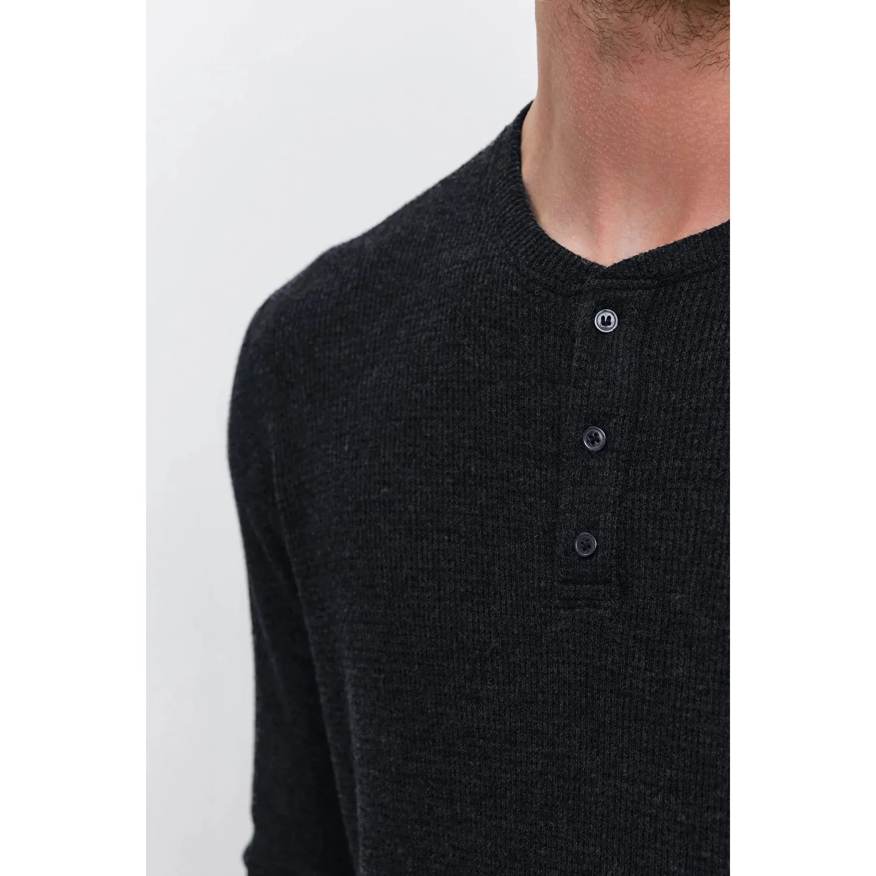 Velvetmen Ambrose Brushed Thermal Henley in Black