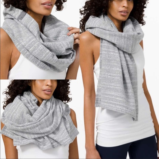Lululemon Vinyasa Scarf Jacquard IKNS Rulu Adjustable Wrap in Grey