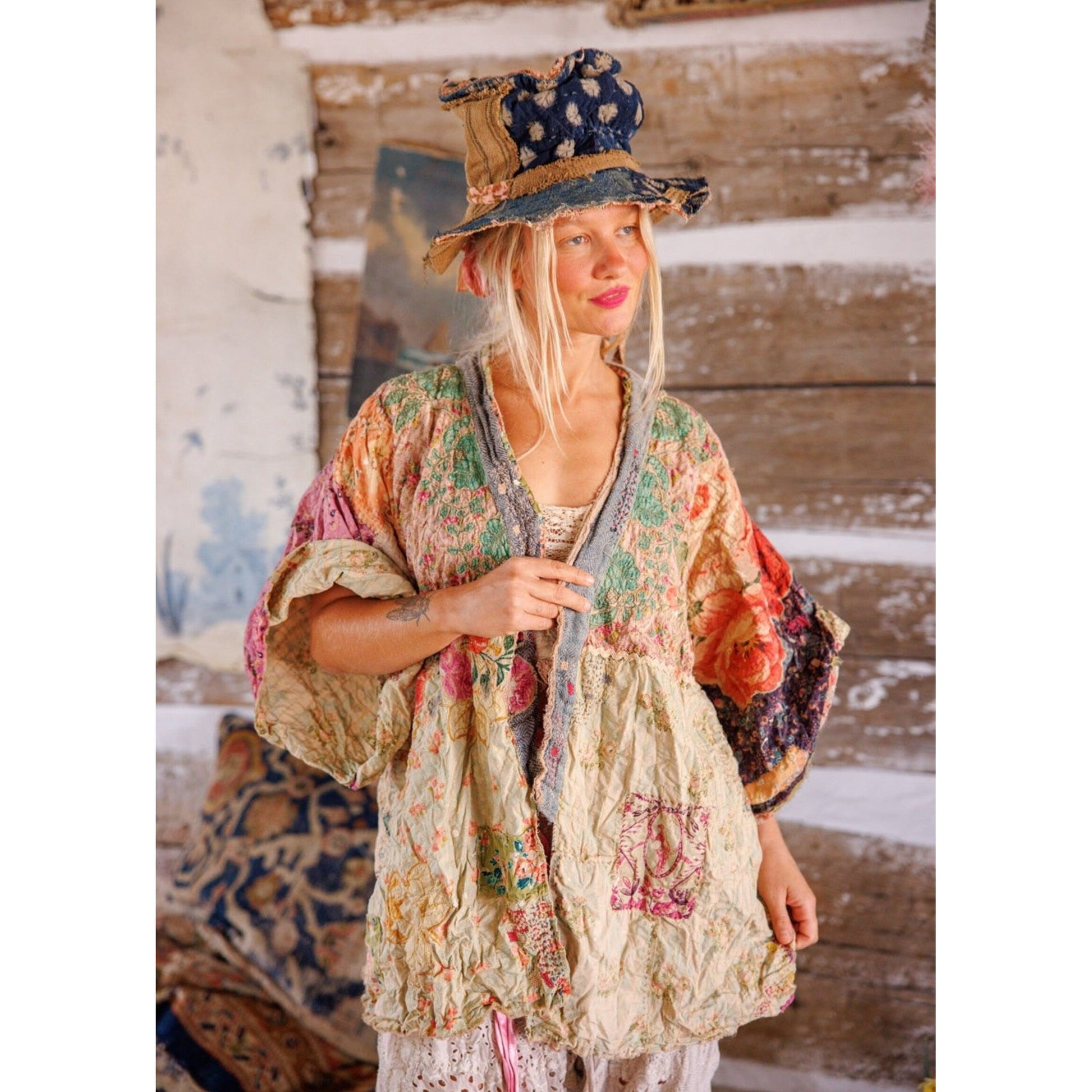 Magnolia Pearl Piecewise Crop Dashi Kimono in Wonderland