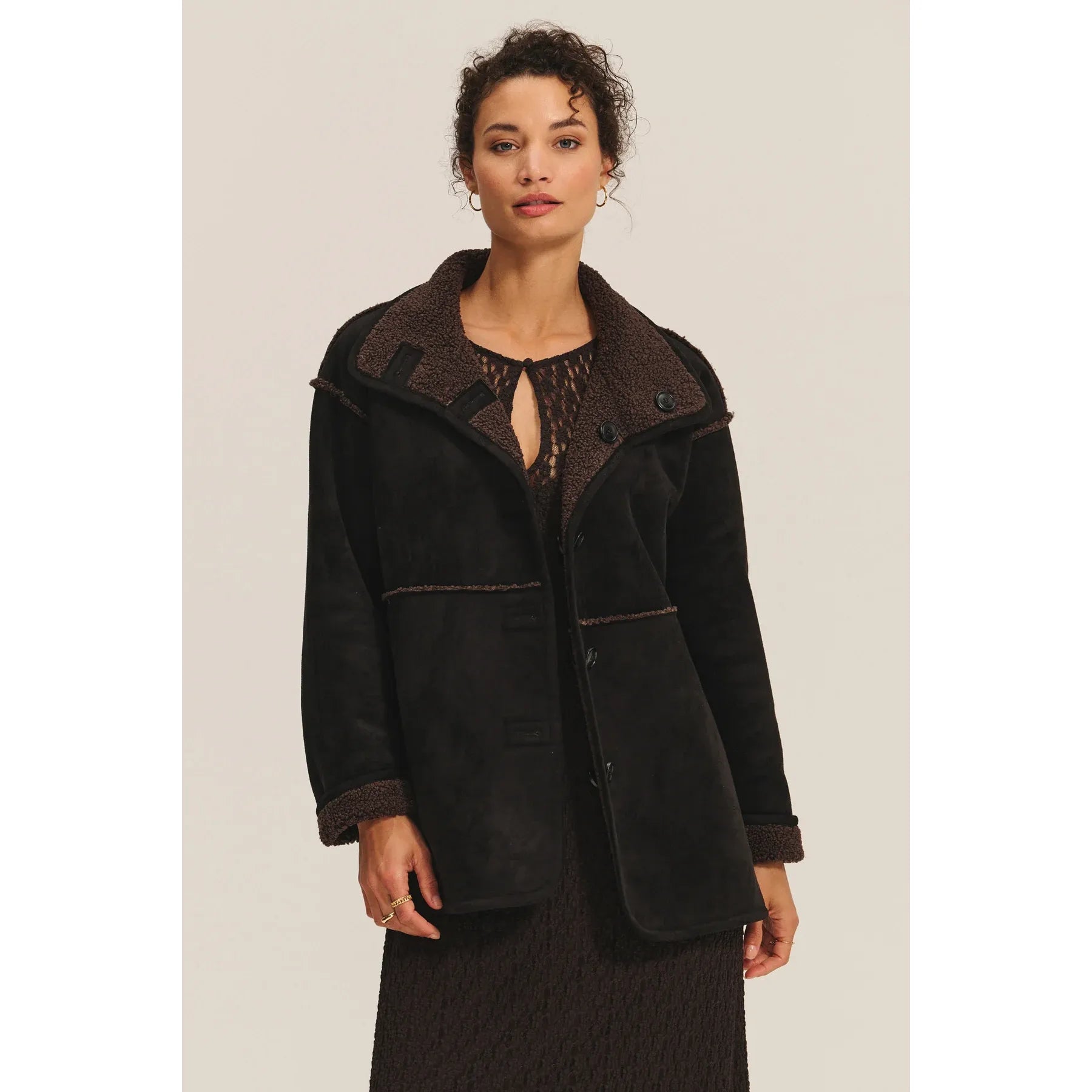 Velvet by Graham & Spencer Shona Sherpa Reversible Jacket in Black/Brown