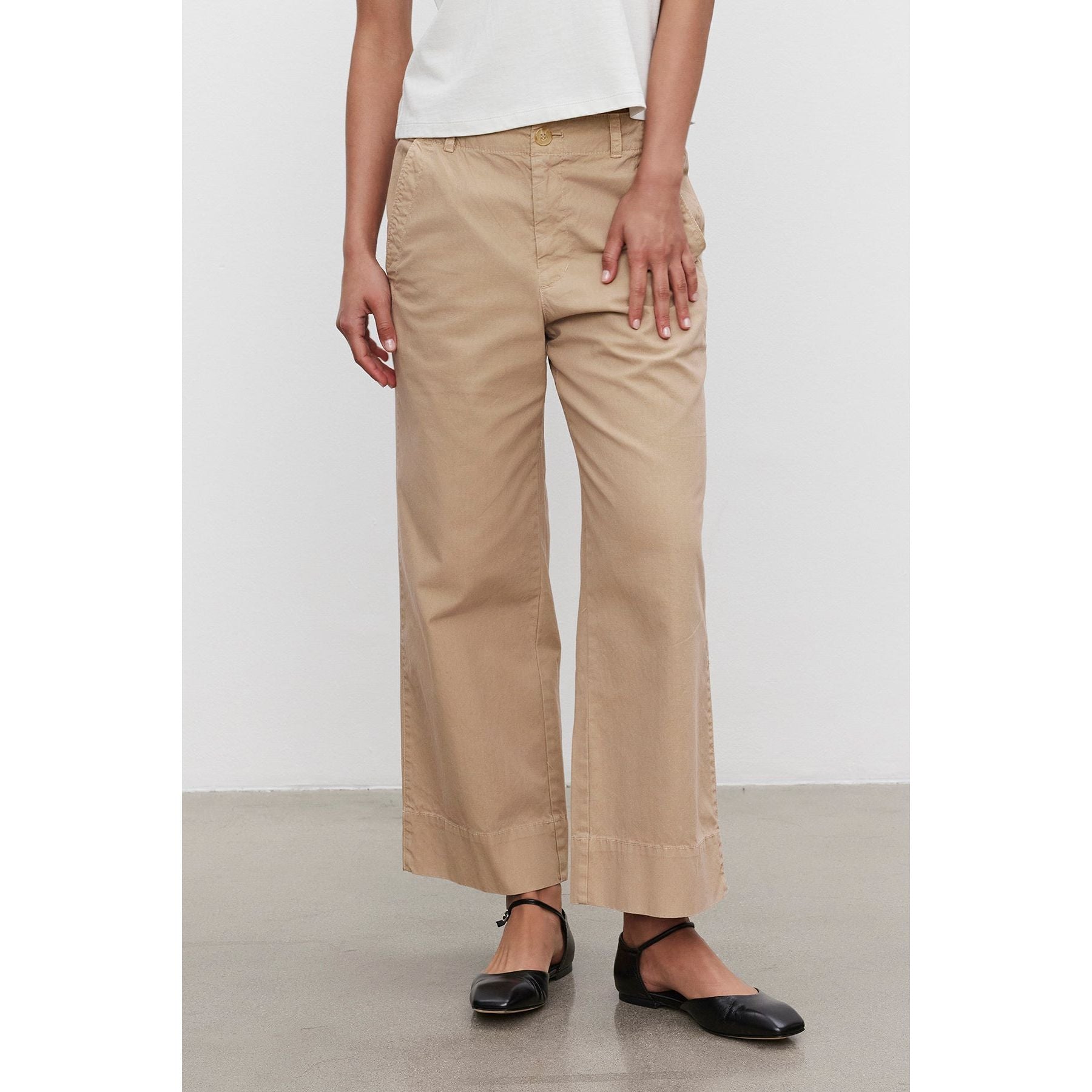 Velvet by Graham & Spencer Sabine Pant in Putty