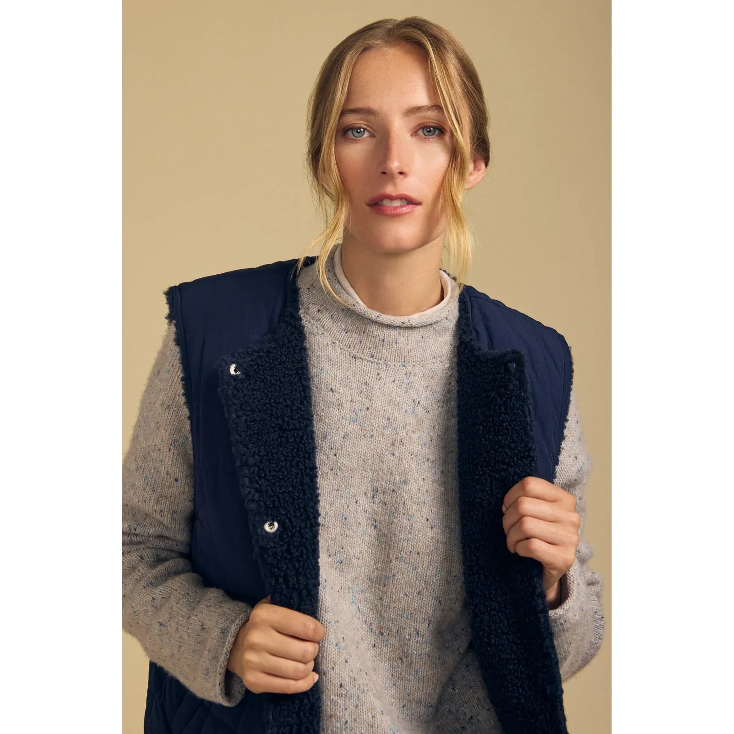 Velvet Onyx Reversible Vest in Navy/Faux Sherpa